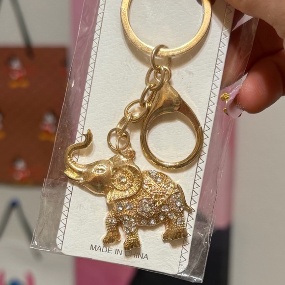 Keychain Animal Pick One ! ❤️ - Picture 6 of 6